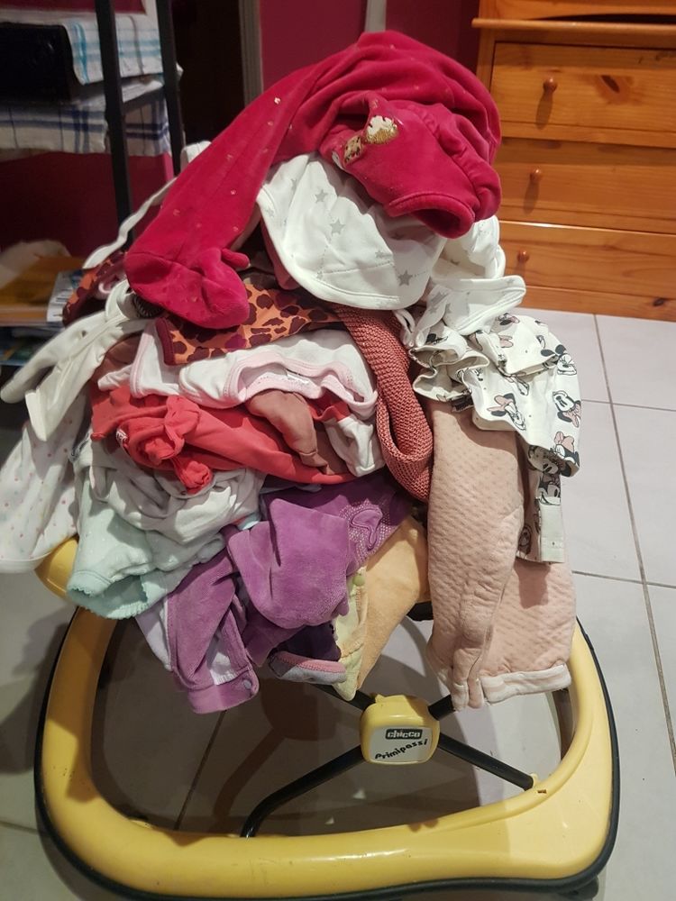 v�tements b�b� 20 Graulhet (81)