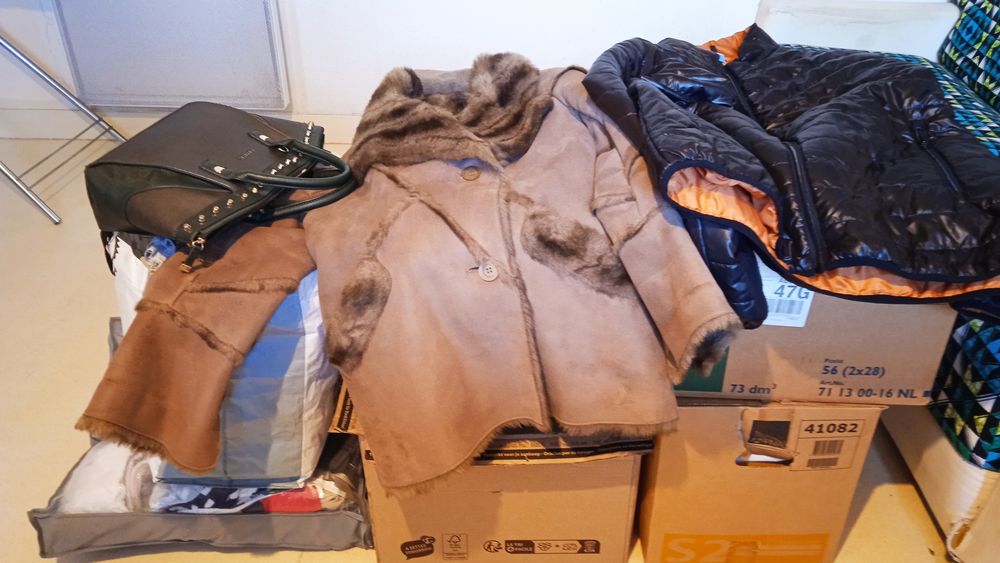 Lot de v�tements diverses marques homme femme enfant TBE 125 Castelnau-Magnoac (65)