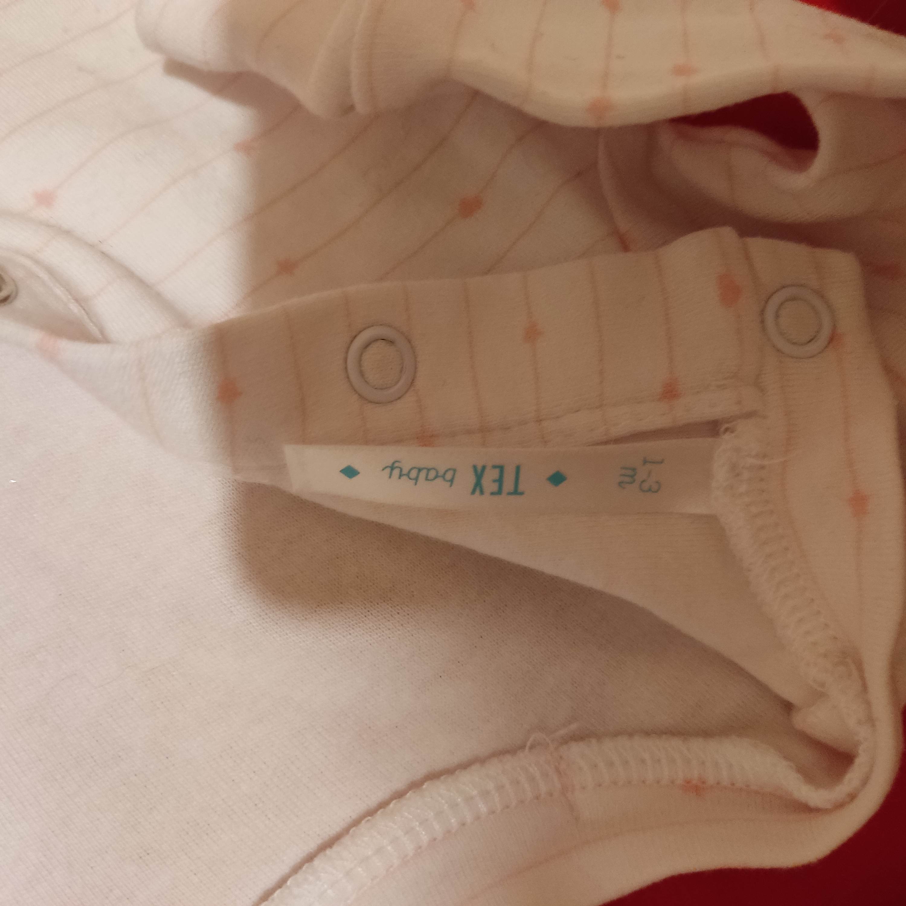 Lot de v�tements fille 1 a 3 mois 10 Dunkerque (59)