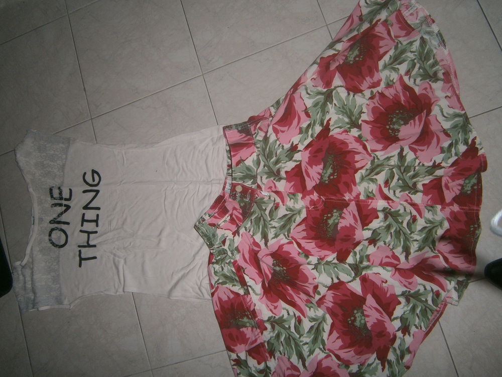 v�tements fille 12 ans 8 Annonay (07)