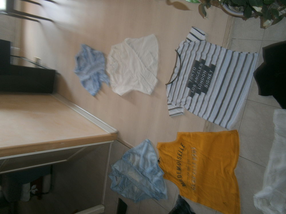 v�tements fille 12 ans 10 Annonay (07)