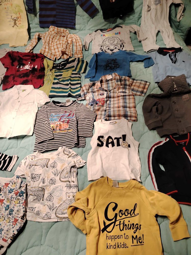 lot v�tements gar�on 18 mois 25 Toudon (06)