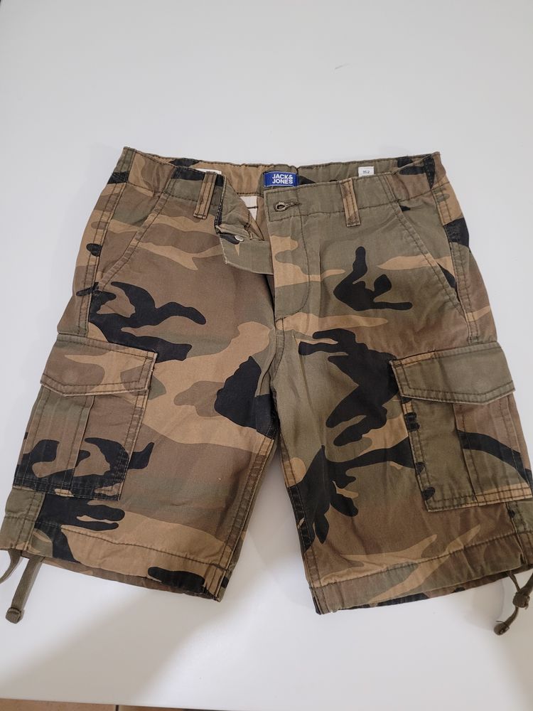 v�tements gar�on 12 ans 25 Brignoles (83)