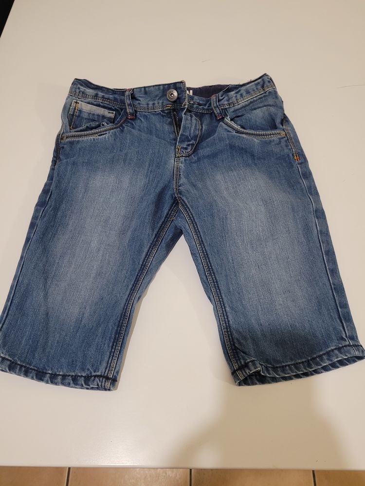 Lot v�tements gar�on 10 ans 37 Brignoles (83)