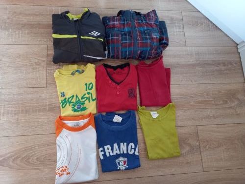 Lot v�tements gar�on �t� 5 ans 10.5 Villiers (86)