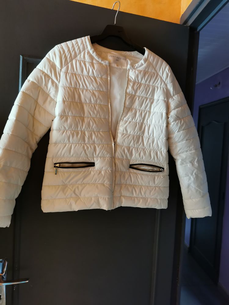 v�tements homme et femme homme taille L femme 38/40 0 Terrenoire (42)