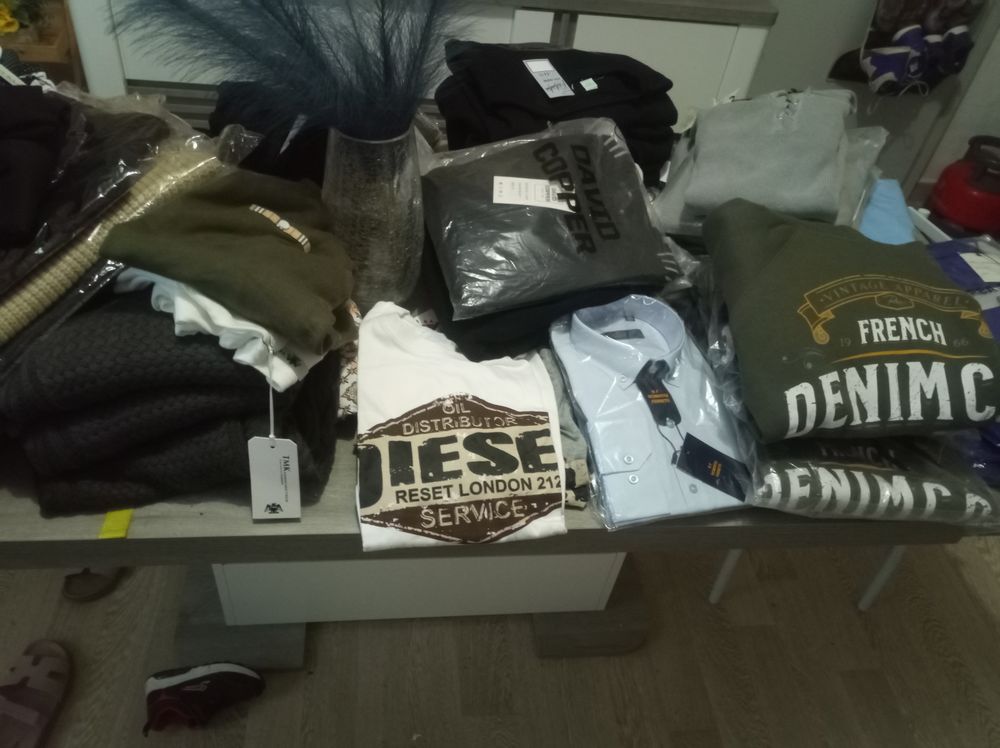 Lot v�tements homme 20 pi�ces. 100 Al�s (30)