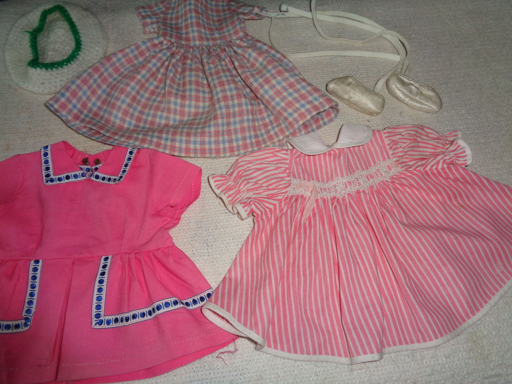 v�tements de poup�e 15 Saint-Maurice-Montcouronne (91)