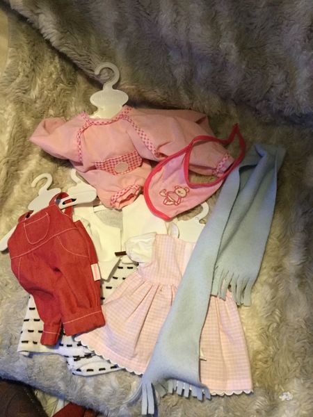 lot de 7 v�tements de poup�es corolle 20 Villiers-sur-Marne (94)