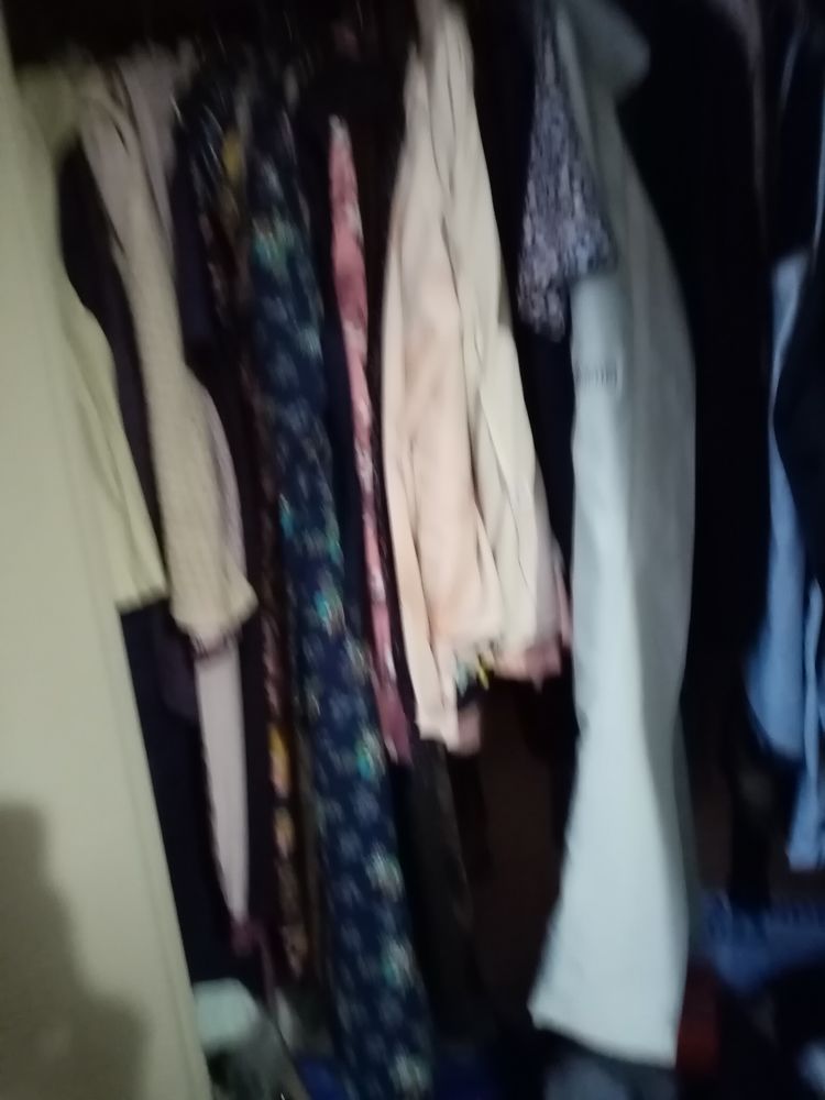 V�TEMENTS POUR FEMMES ET HOMMES 0 Toulouse (31)