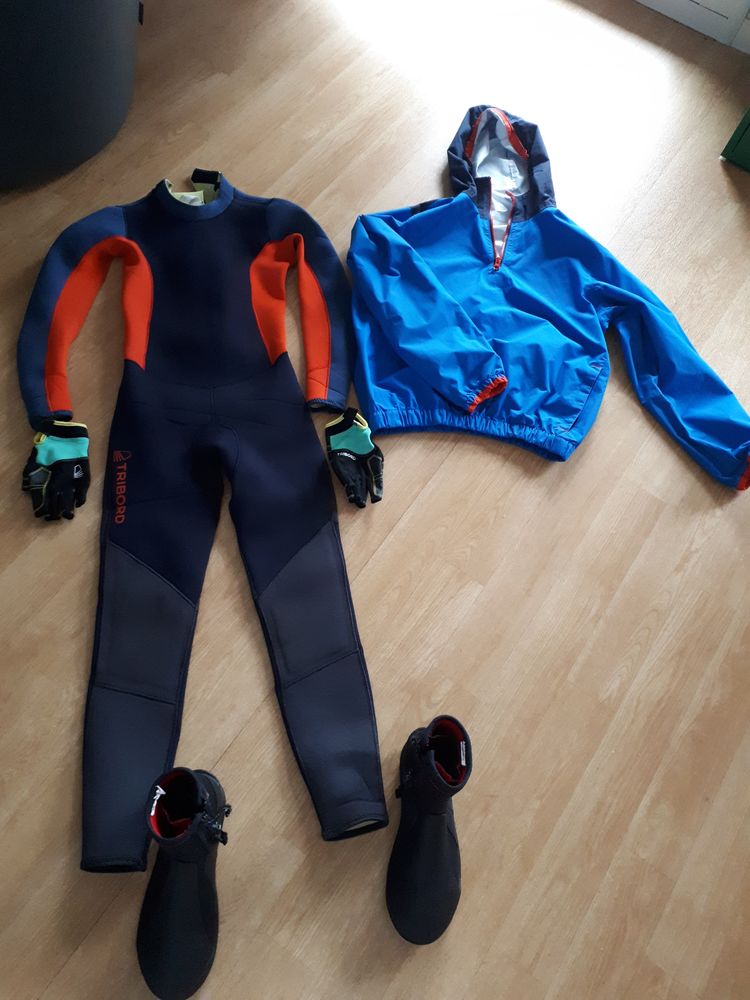 vêtements pour pratiquer le kayak. 100 Vern-sur-Seiche (35)
