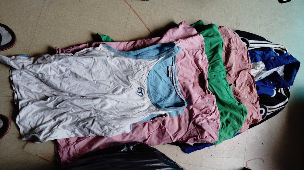 v�tements �  vendre 2 Croissy-sur-Seine (78)