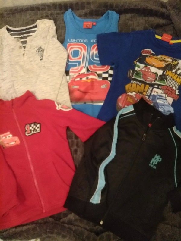 Lot v�tements 4 ans 5 Les Ulis (91)