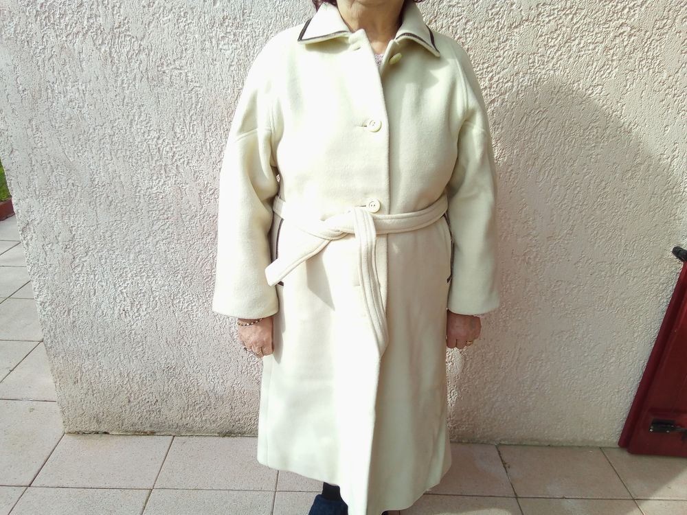 Vetements 28 Fr�jus (83)