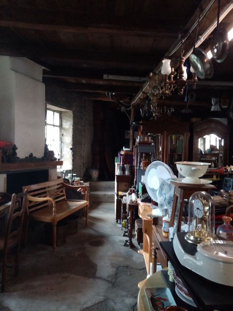 VIDE GARAGE D'UNE MAISON 0 Saint-Just-pr�s-Brioude (43)