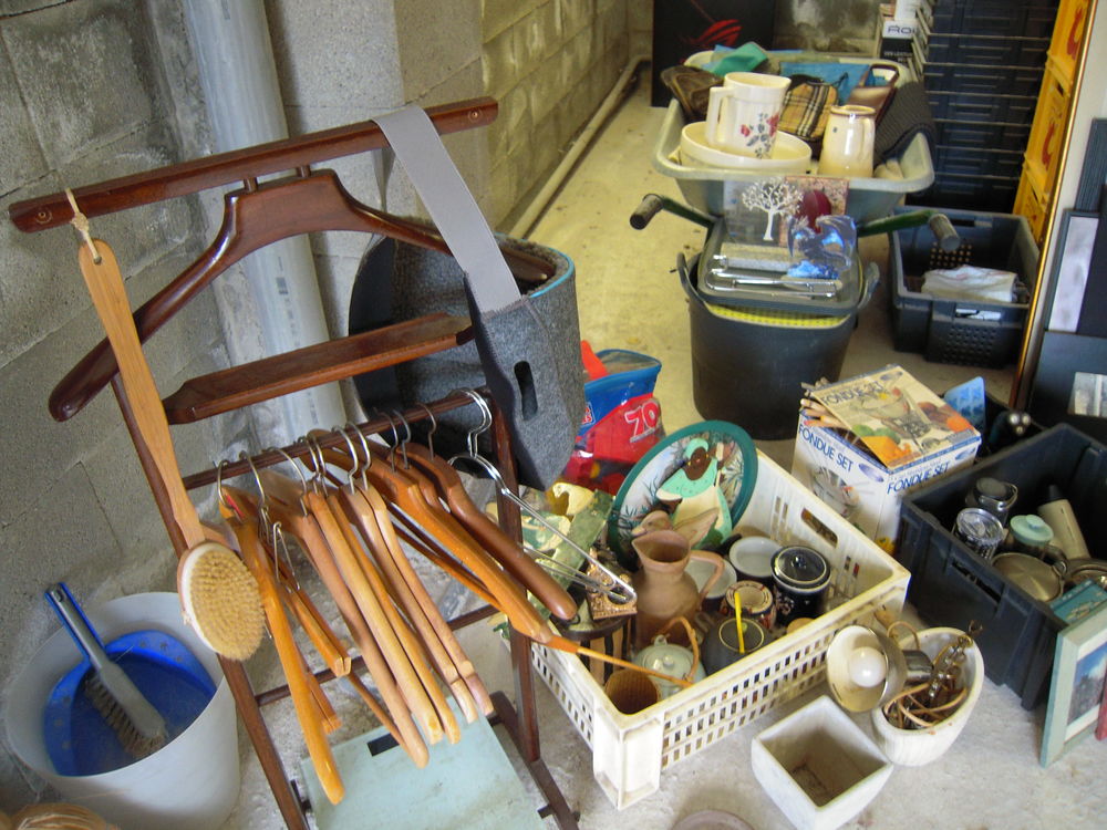 VIDE GARAGE A VILLEVEYRAC . 34560. 1 Villeveyrac (34)