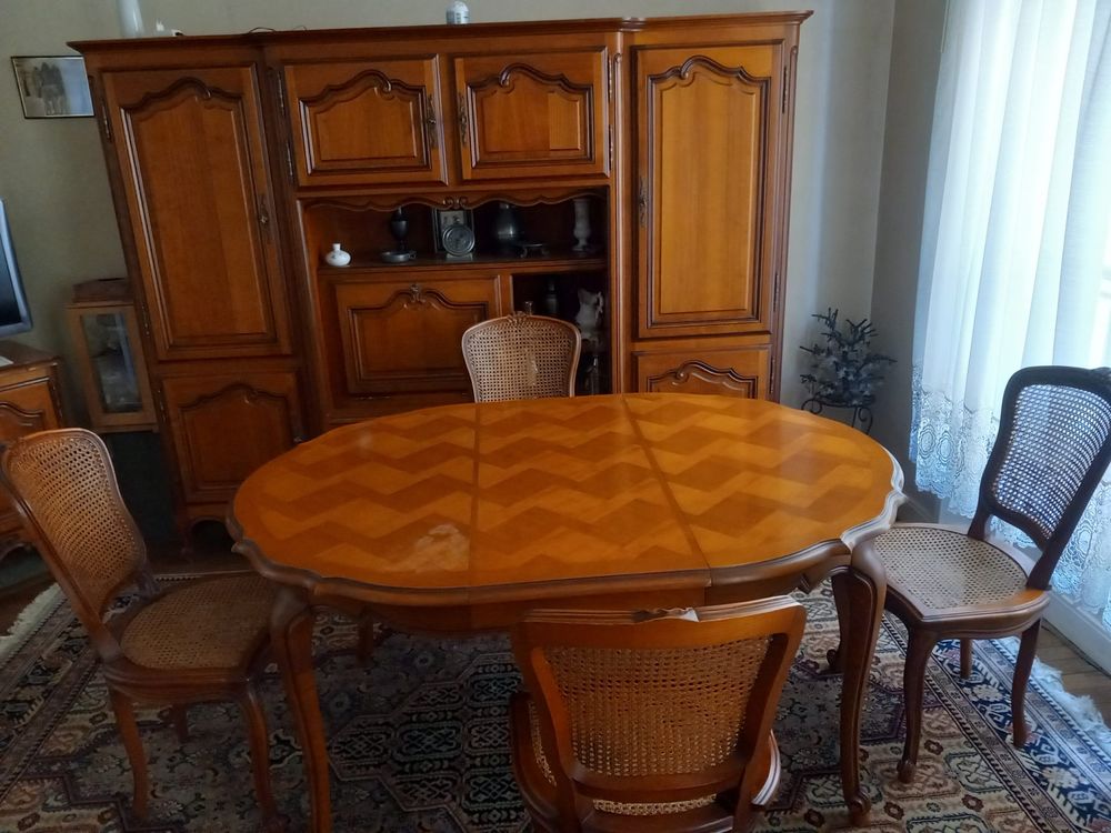 Vide-grenier meubles anciens ? Bonnes affaires � saisir vite 1 Bois-Colombes (92)