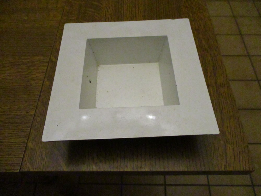 vide poche carr� ou r�cipient pour fleurs 20 x 20cm ou brico 0 M�rignies (59)