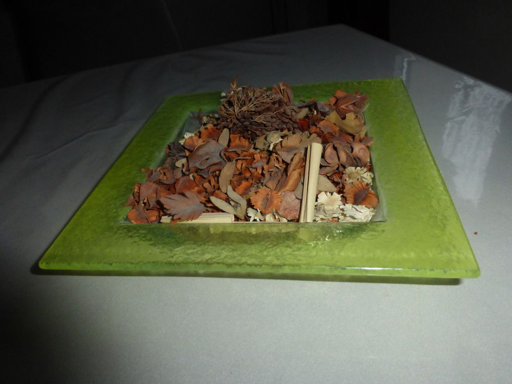 VIDE POCHE / PLAT en verre color�- neuf 9 Doussard (74)
