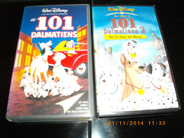 2 K7 VIDEO DES  101 DALMATIENS N� 1 ET 2  10 Perros-Guirec (22)