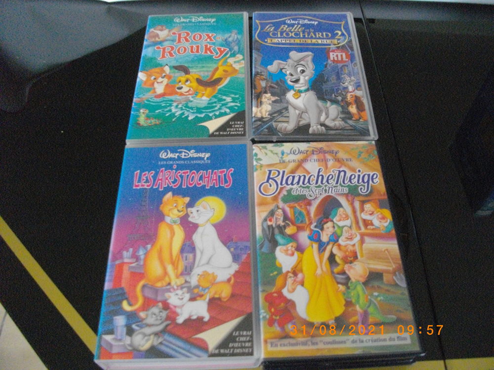 13 K7 VIDEO VHS DE DESSINS ANIMES - (5 EUROS LA K7 AU CHOIX) 5 Perros-Guirec (22)