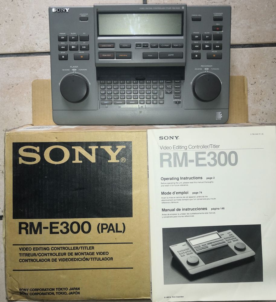 Video Editing - Titreur Sony RM E300 PAL 30 Ollainville (91)