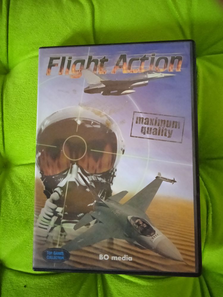 Jeu vid�o PC Flight action, Bo Media
2003
Excellent etat
10 Talange (57)