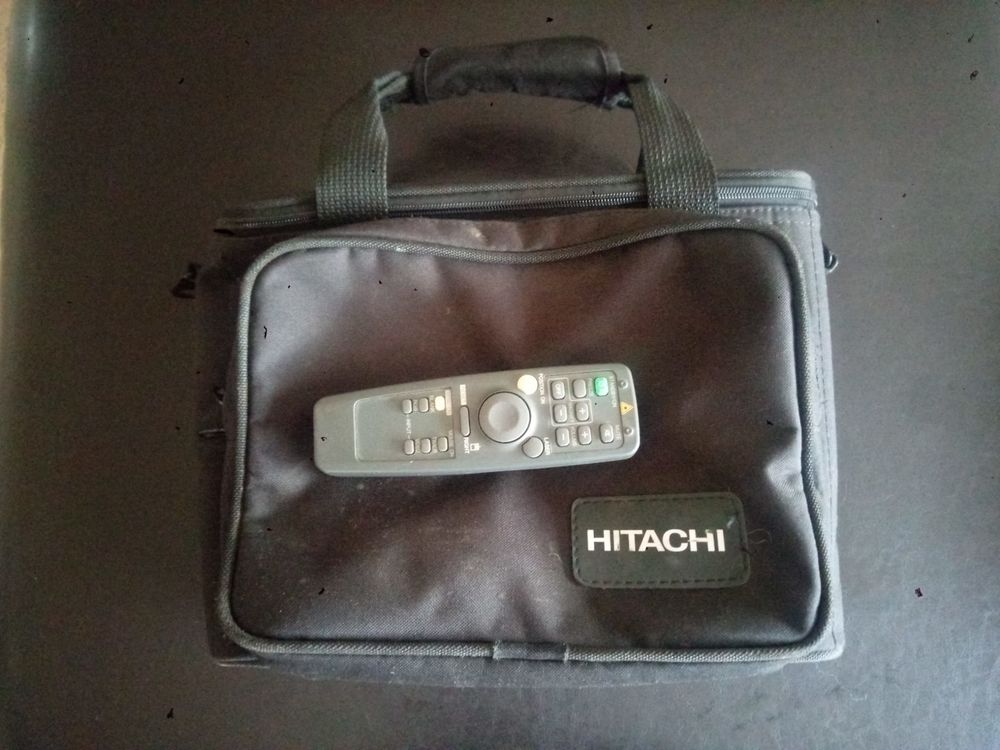 Video projecteur hitachi cp x 935 0 Cagnes-sur-Mer (06)