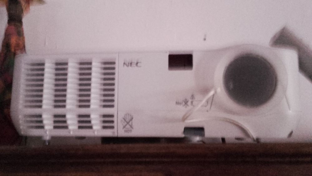 video projecteur 200 Creissan (34)