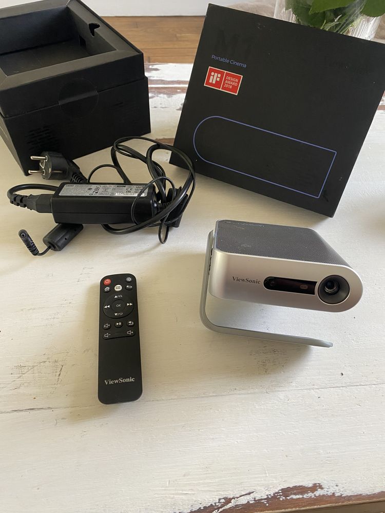 vid�o projecteur 200 Montgeron (91)