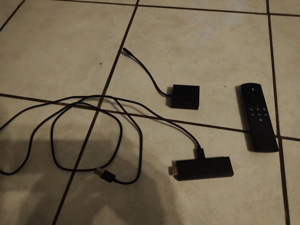 Videoprojecteur 1080p native + grand ecran + amazon fire sti 400 Eurville-Bienville (52)