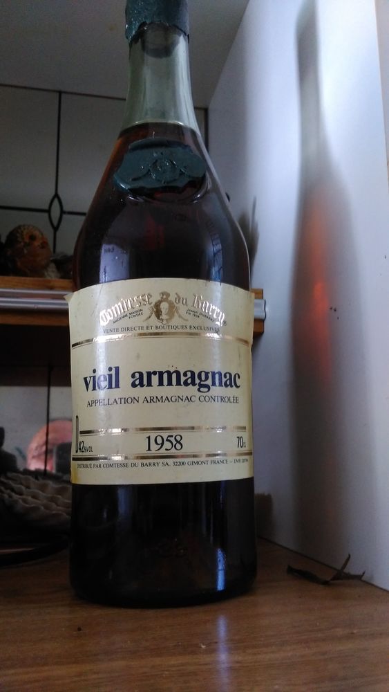  Vieil  armagnac de comtesse du Barry de 1958 0 Cusset (03)
