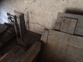 Vieille balance bascule � grains ancienne 16 Sault-de-Navailles (64)