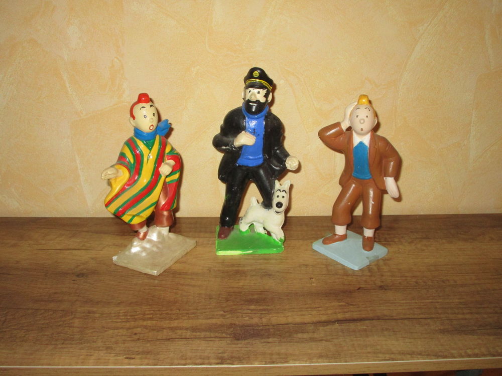 LOT VIEILLES  FIGURINE TINTIN -HADDOCK  EN PLATRE 45 Villepinte (93)