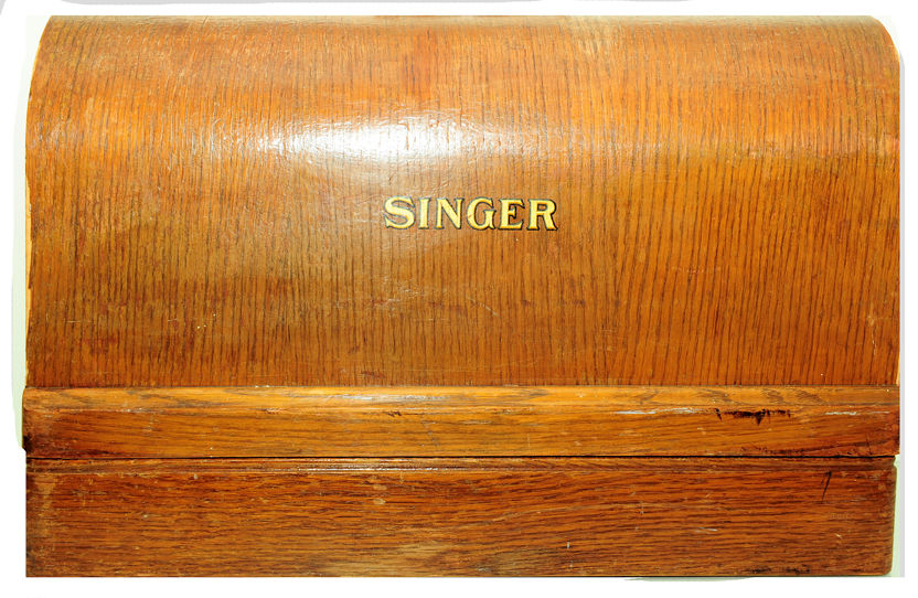 Vielle machine � coudre Singer de fin 1955. Qui fonctionne. 120 Alfortville (94)