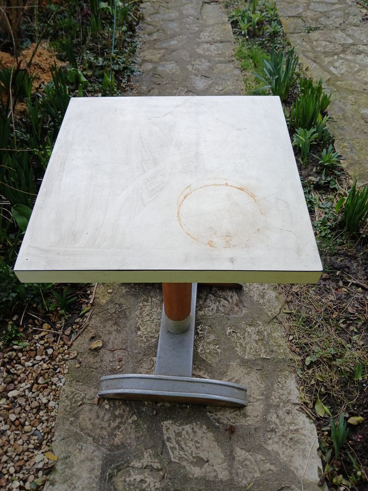 Vielle Table bistrot formica 50 Brunoy (91)