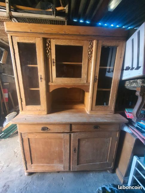 vieux buffet en �tat 200 Ponchon (60)