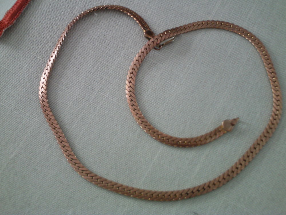 Vieux collier  or rose brillant  de famille N�1153 10 Beaune (21)