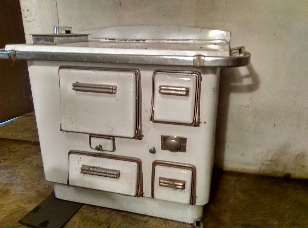 vieux fourneau 50 Grenay (38)