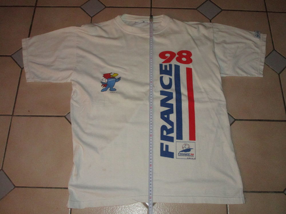VIEUX MAILLOT FRANCE 98   LICENCE OFFICIELLE 15 Villepinte (93)