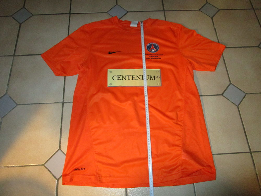 VIEUX MAILLOT ORIGINAL PSG PUBLICITAIRE 2010 DRIVE FIT NIKE
60 Villepinte (93)