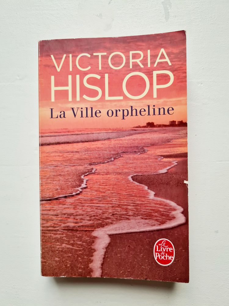 La ville orpheline 2 Hy�res (83)