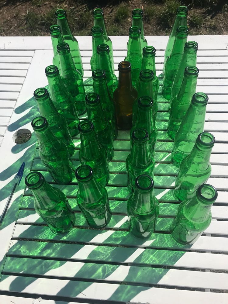 Vingt neuf bouteilles de 25 cl 8 Mottier (38)