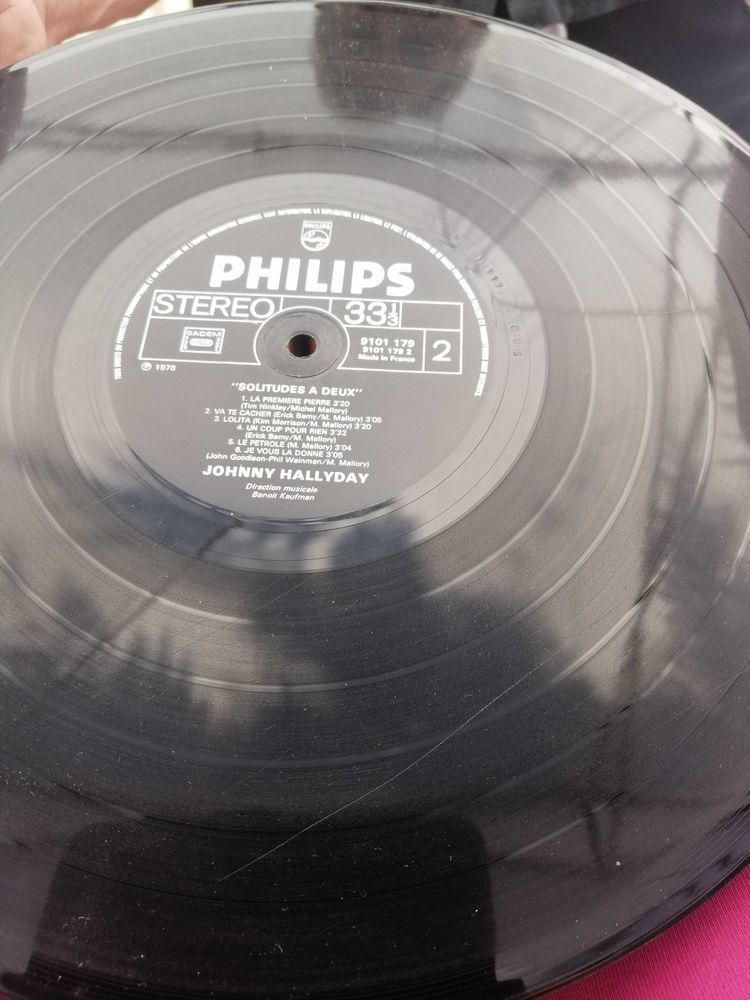 vinnyl Johnny Hallyday bon �tat 30 Br�tigny-sur-Orge (91)