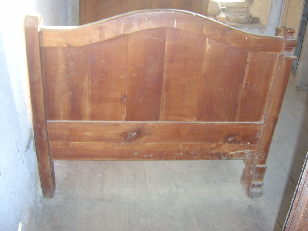 Lit vintage d'autrefois � pieds 190 x 125 50 Romagnat (63)