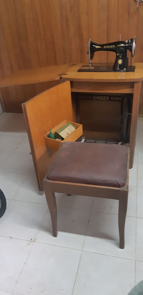 VINTAGE : Machine a coudre SINGER 0 Vend�me (41)