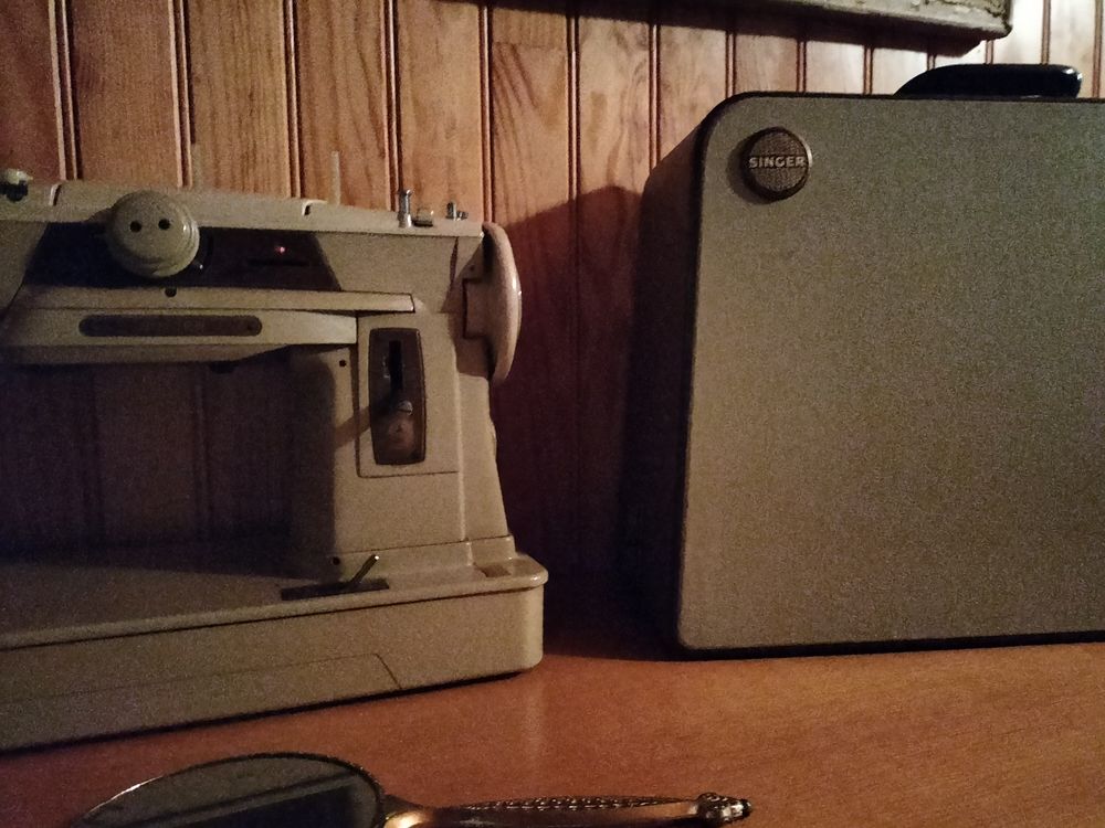 Vintage meubles fran�ais, annees 60-70-80, objets, livres 0 Chatou (78)