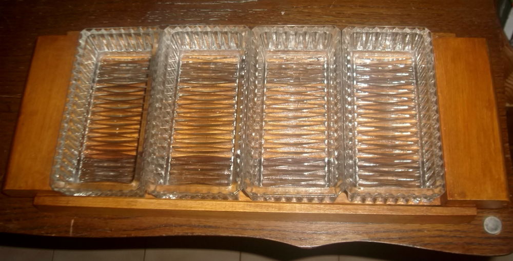 VINTAGE = Ramequins ann�es 60 25 Chalon-sur-Sa�ne (71)