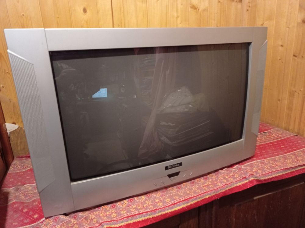 2 TV VINTAGE TUBE 0 Thiers (63)