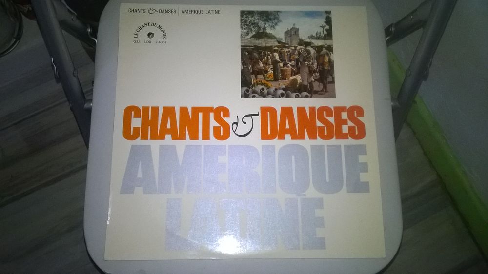 Vinyle 
Chants et danses d'am�rique latine
Excellent etat
10 Talange (57)